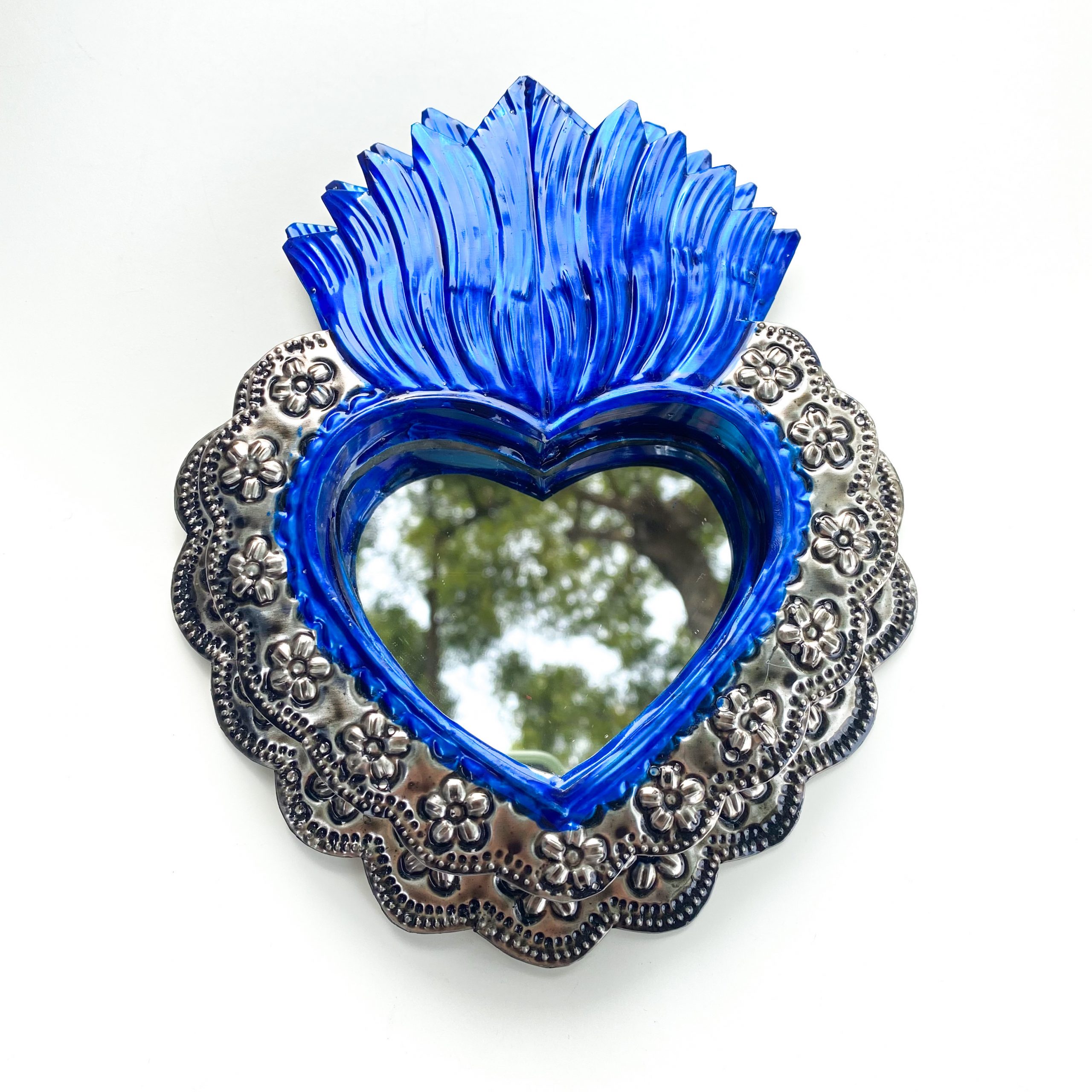 Espejo corazón de hojalata doble relieve 20 cm